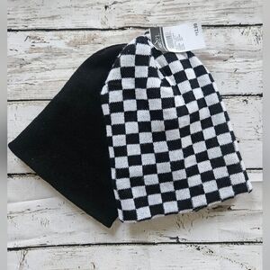 Rue21 Black and White Checkered Beanie Set